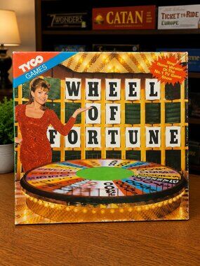1992 Wheel of Fortune TV Game Tyco Games Vanna White Vintage Board Game